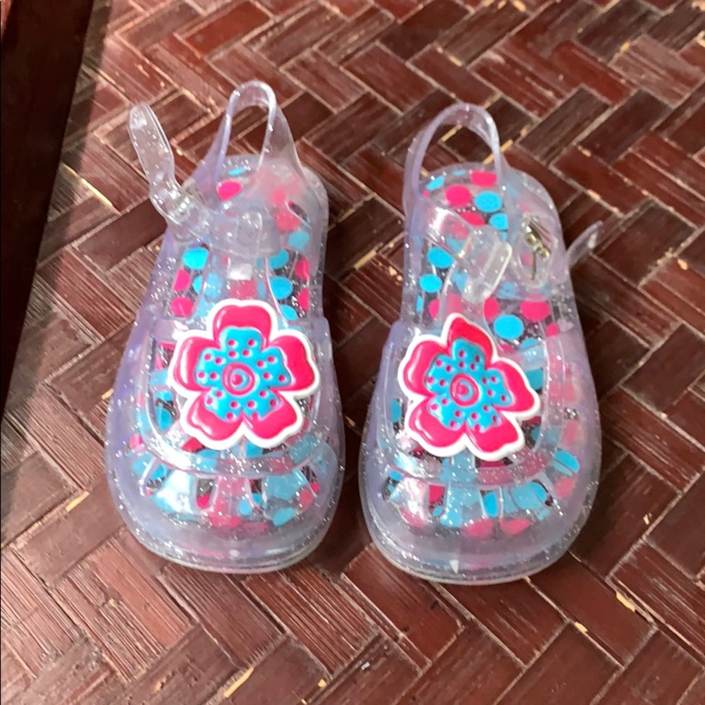 Fun Summer Jellies size 7/8
